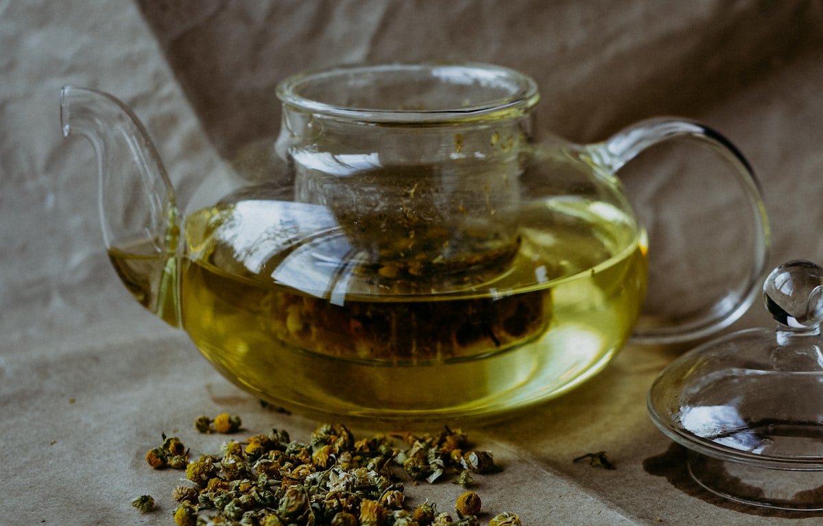 Lemongrass and Ginger Detox Tea